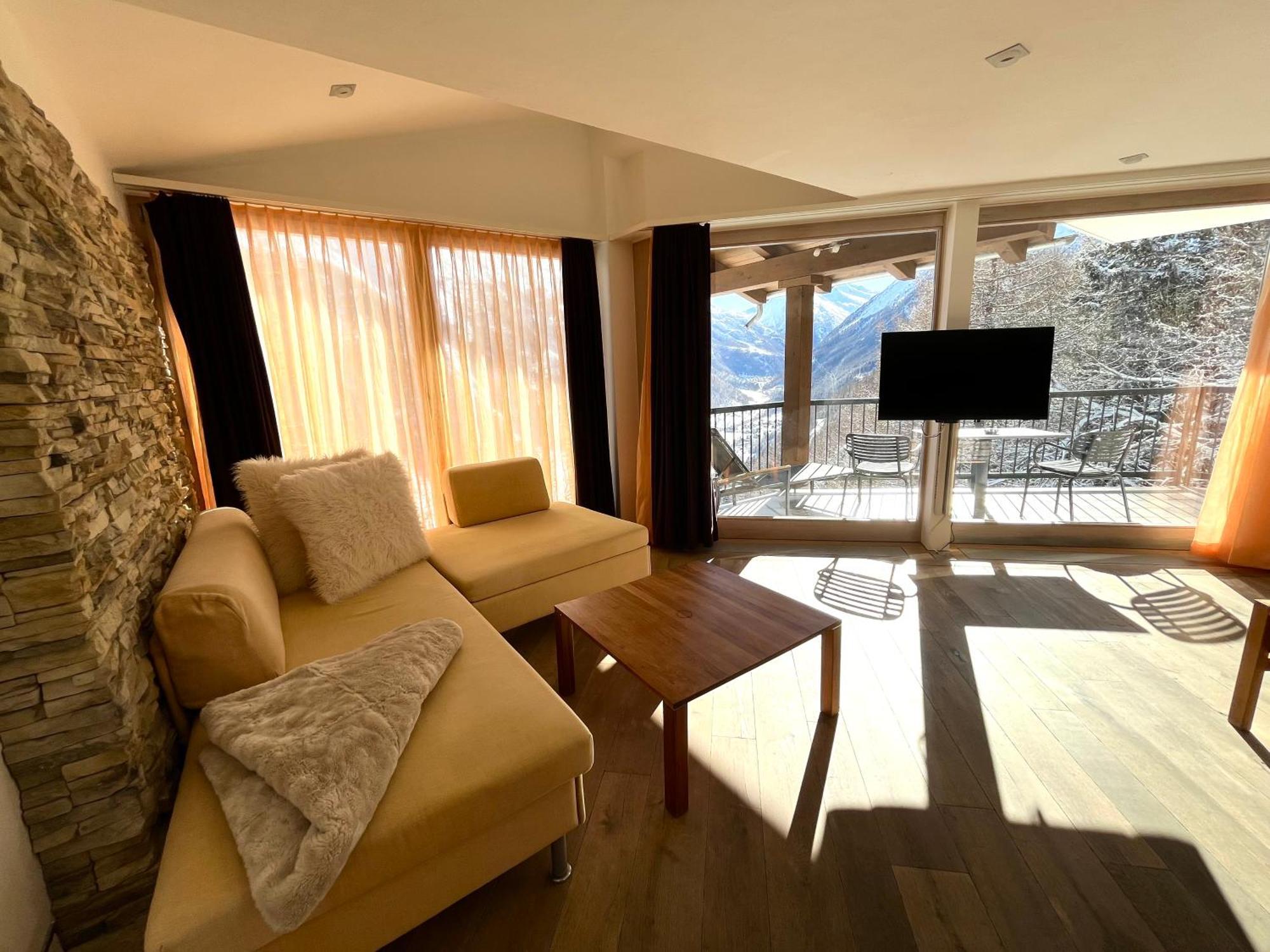 Waldhotel Fletschhorn Panoramic Retreat In Saas Fee מראה חיצוני תמונה